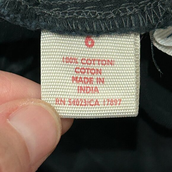 Old Navy Womens Black Low Rise Rolled Hem Cotton Shorts Size 6 Casual - Picture 6 of 10